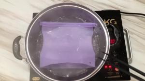 China Preservation Airtight Seal Silicone Cooking Tools Food Storage Container Versatile Bag wholesale