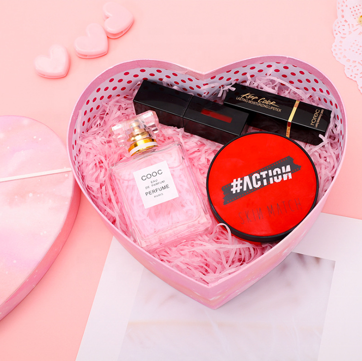 Recyclable Biodegradable Heart Shaped Gift Box