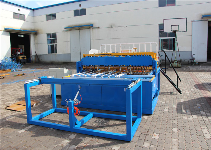 Reinforcing Automatic Wire Mesh Welding Machine Hole Size 100-300mm 380V