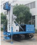 Blue Self Walking Water Well Drilling Rig , Water Well Drilling Equipment