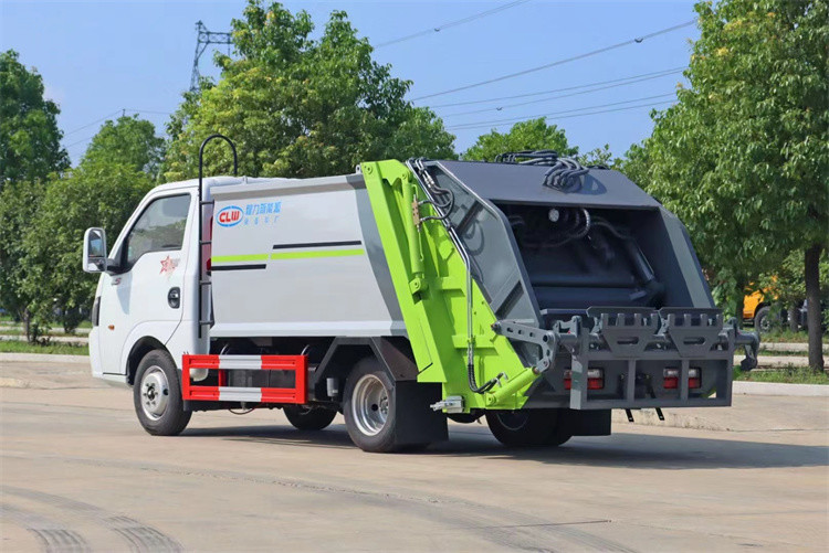 6cbm Compactor Garbage Truck 136HP Waste Garbage Collection And Transportation