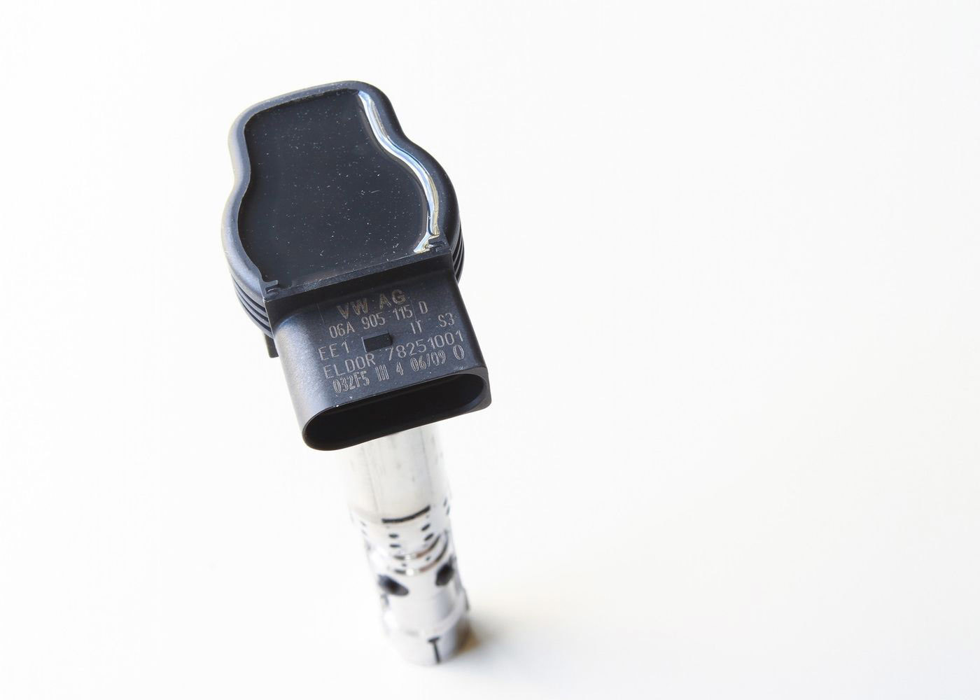 Professional VW / Audi Car Ignition Coil Replacement With 4 Pins 06D905115A