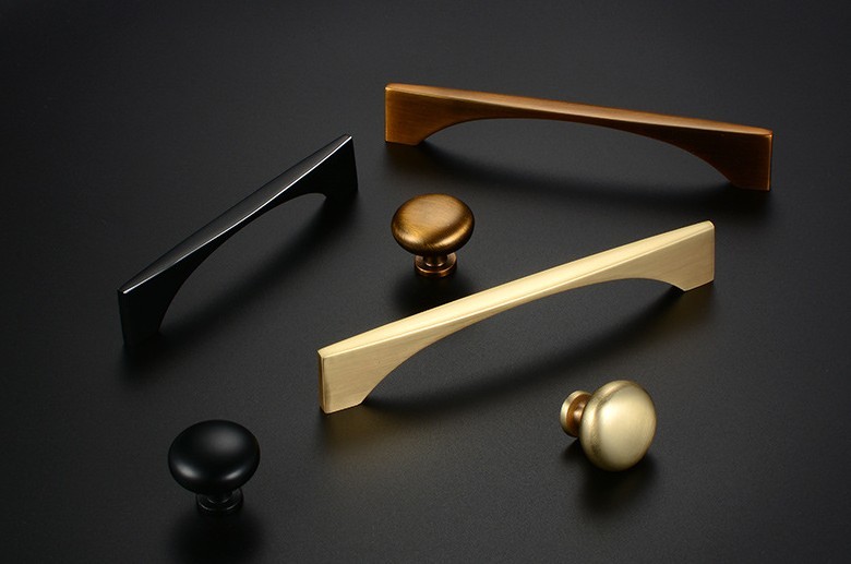 Modern Kitchen Matte Black Cabinet Handle 96 - 320mm Zinc Alloy Pulls