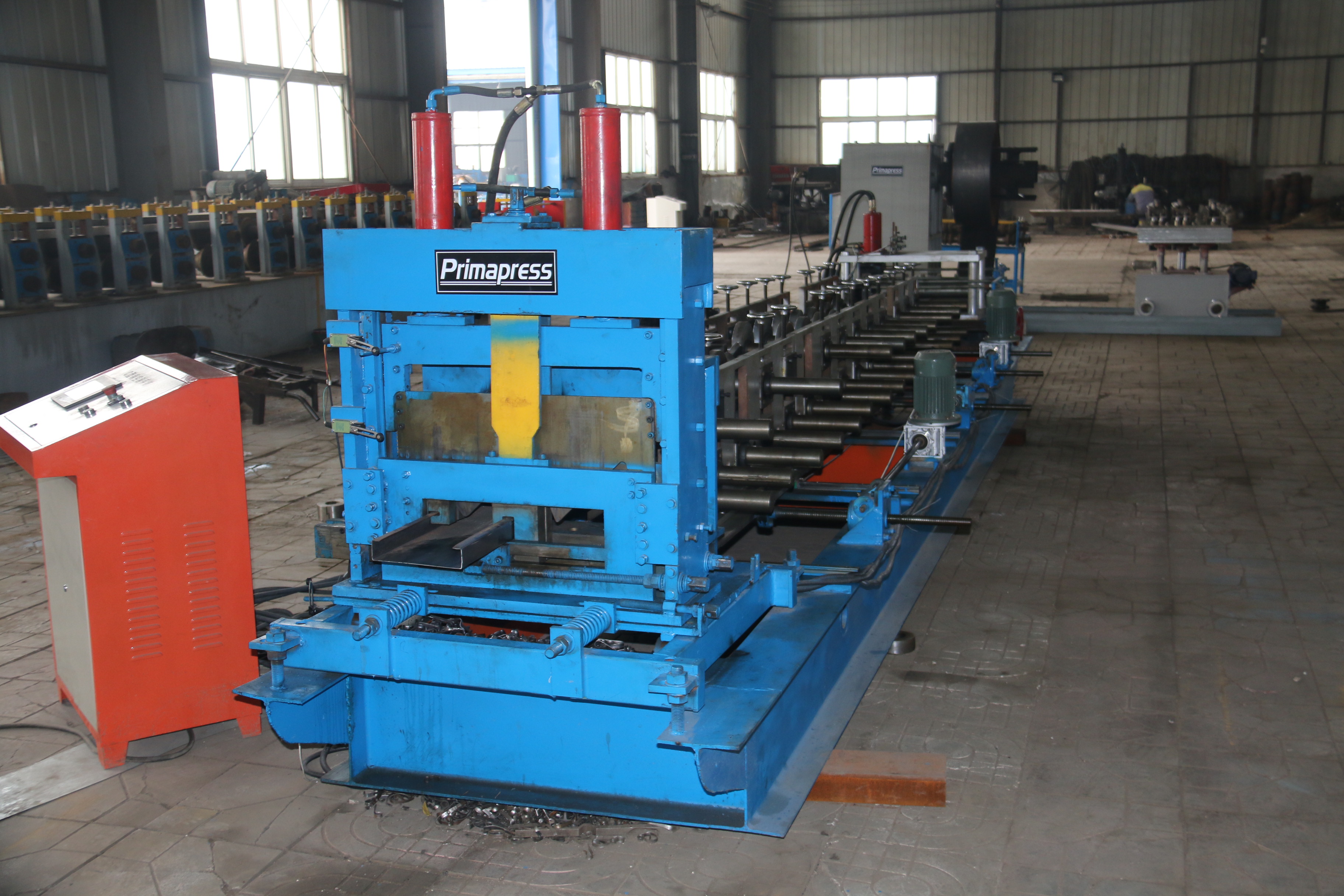 7.5KW C Purlin Roll Forming Machine C Channel Hydraulic Punching