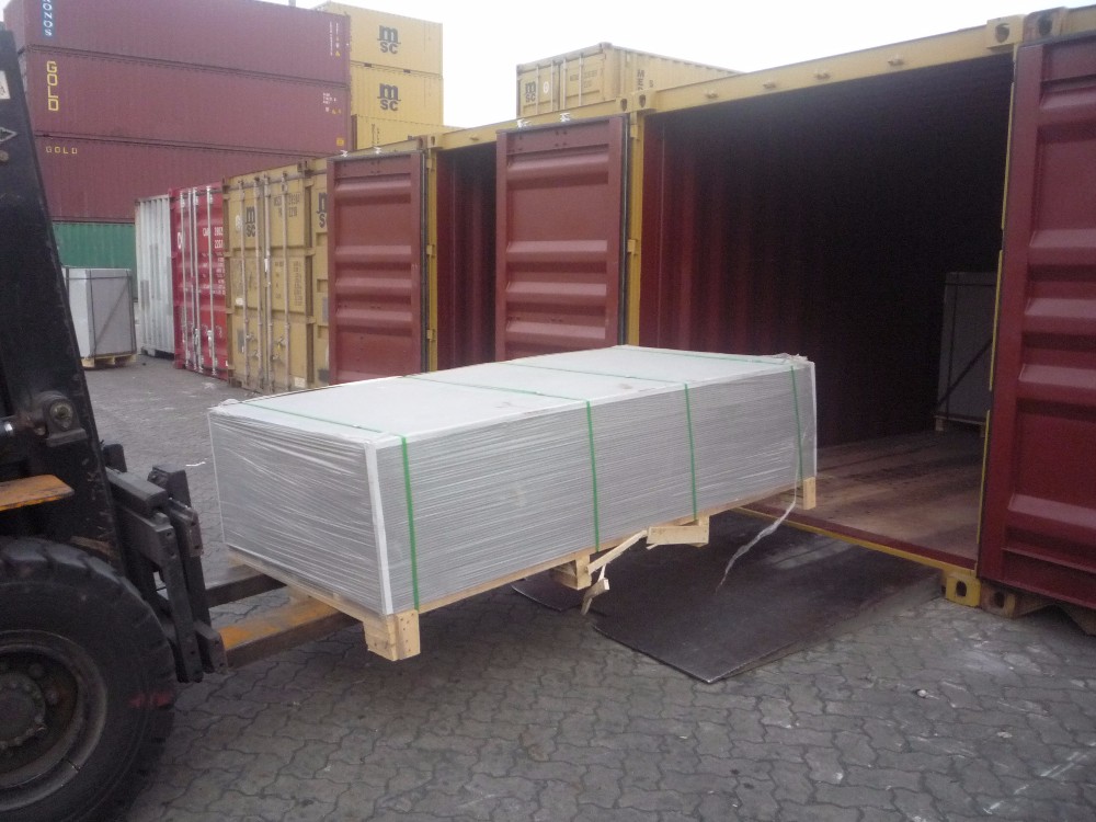 Fire Resistant Fibre Cement Ceiling Boards Embossed Ceiling Tiles HPL Type