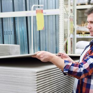 China 1220 X 2440mm Paper Faced Gypsum Board , Waterproof Plaster Board OEM wholesale