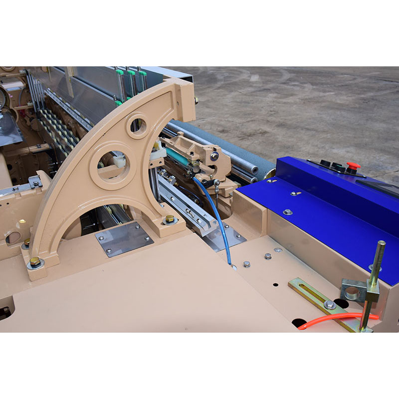 03ab-24 The Right Side of The Coverde for Water Jet Loom