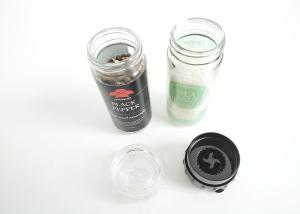 China Simple Salt and Pepper Acrylic Grinder Glass Bottle with Plastic Lid Spice Grinder wholesale