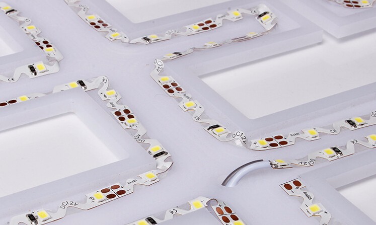 Wide Beam Angle Multi Color Led Tape Light IP20 SMD5050 S Shape CE / RoHs Approval