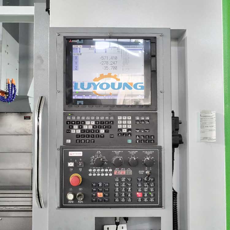 High Precision Vmc1160 Gsk Siemens Fanuc 3 Axis 4 Axis Vertical Cnc Milling Machine Centre