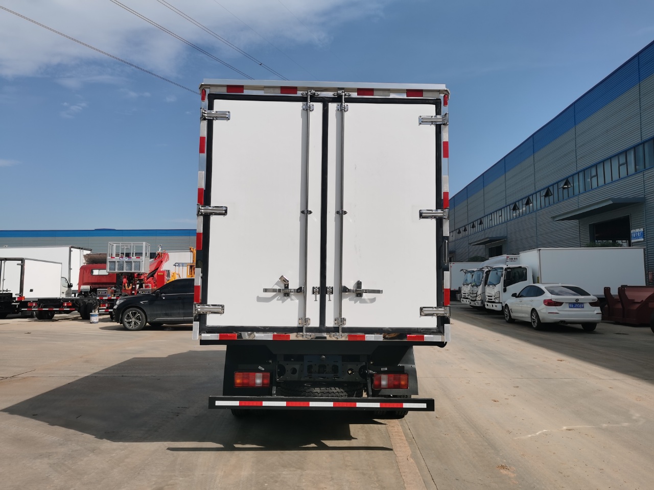 -20C-20C Cold Storage Car Sinotruk Howo Refrigerated Van Near Me