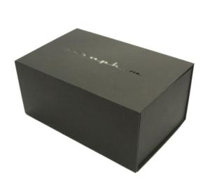 China CDR 0.3kg Foldable Cardboard Gift Boxes Magnetic Closure Decorative Thick 1mm wholesale