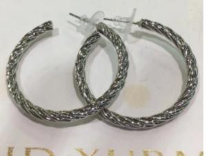 China (E-71)Women's Jewelry Silver Plated Twist Cable Hoop Earrings for Women Gift wholesale