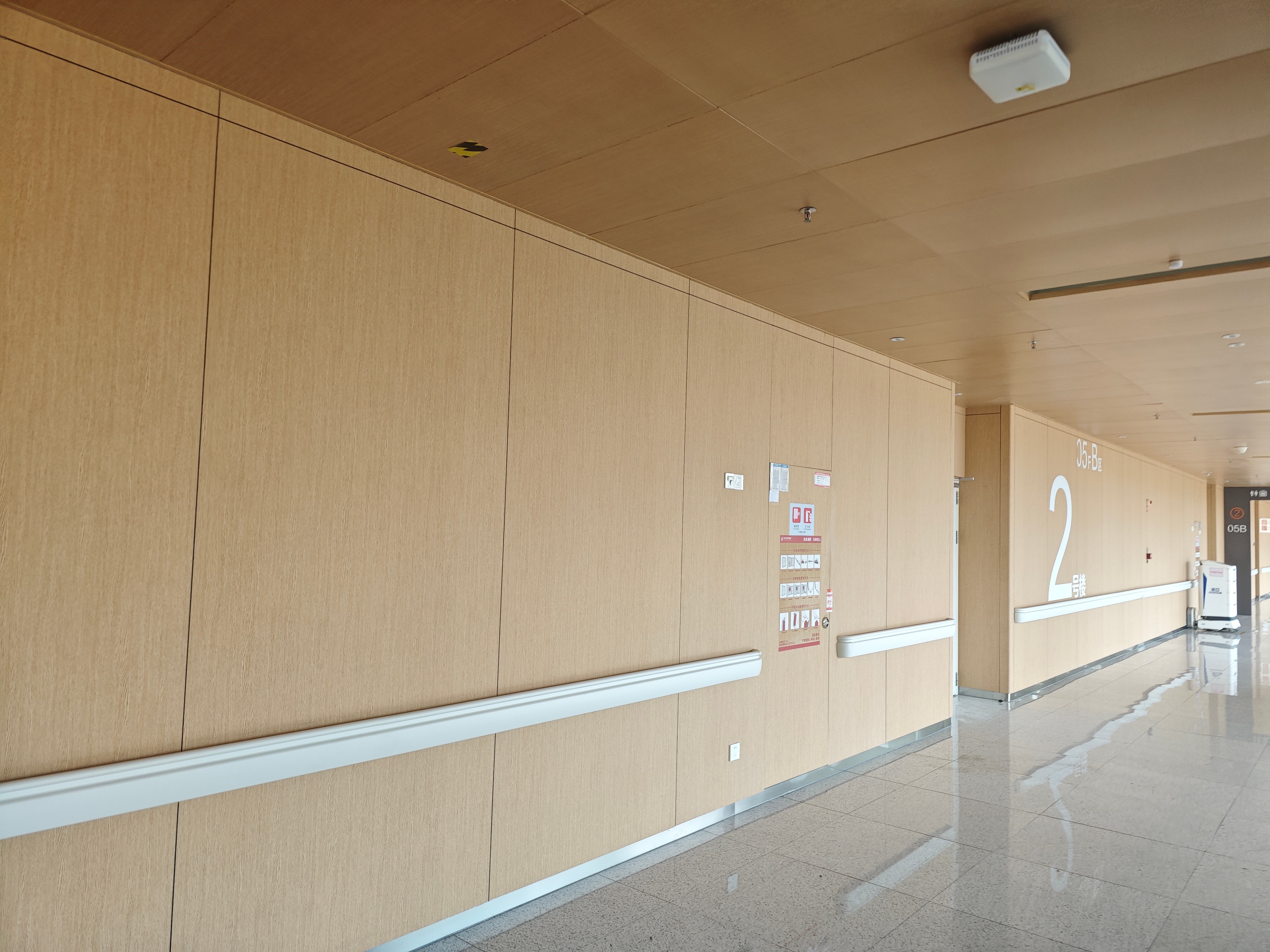 Fire-Resistant PVDF ACP Sheets For Office Interior Walls 4.0mm Thickness Mirror Finish