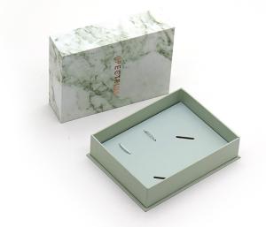 China Cardboard Cosmetic Gift Packaging Box Foldable Glossing With Offset Printing wholesale