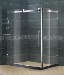 China Frameless Stainless Steel Bathroom Shower Enclosures Clear Tempered Glass SGCC Certification wholesale