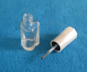 China heart-shaped glass nail polish bottle wholesale