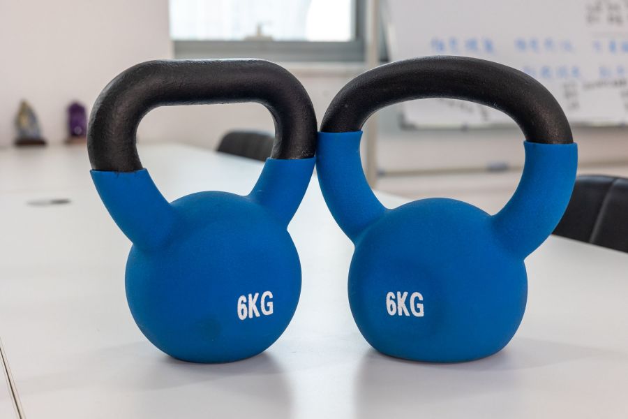 Adjustable Durable Iron and Rubber Kettle Bell Free Weights for Home Gym Fitness Strength Training Use