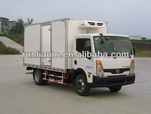 Nissan Light Duty Mini Refrigerator Van Truck for Frozen Food 115 Km/h