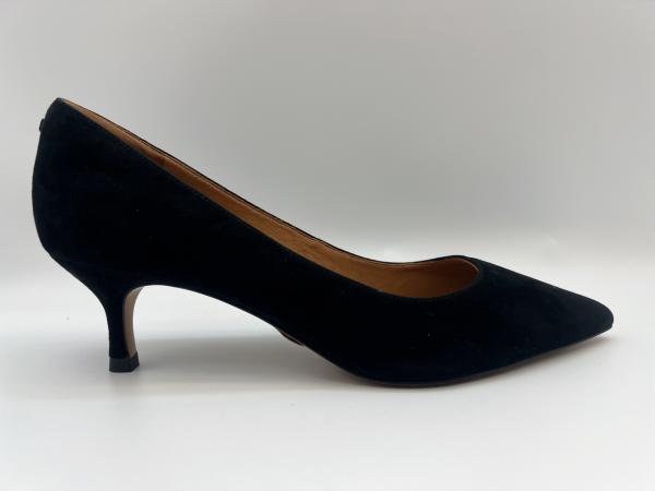 Black Comfortable Women'S Closed Toe Low Heel Dress Shoes Black Soft Suede
