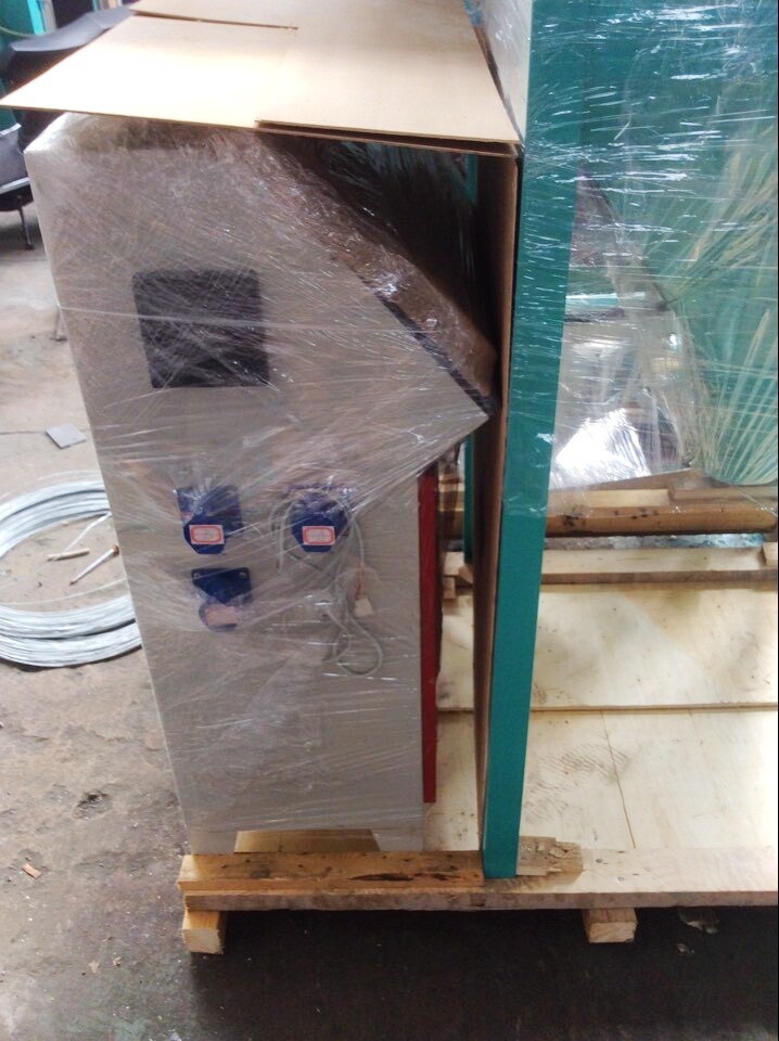 37KW PVC Scrap Pulverizer Machine , Double Shaft Waste Plastic Recycling Machine