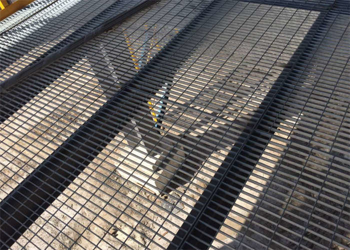SS304 Drain Trench Heavy Duty Steel Grating 25x3