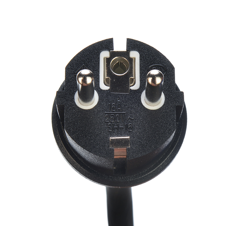 Certified DIN VDE 0620/EN 50075 1990 Insulated Rubber Cable Euro 16A 3 Pin Plug H07rn f for Solar PV1-f Cable 4mm2 6mm2