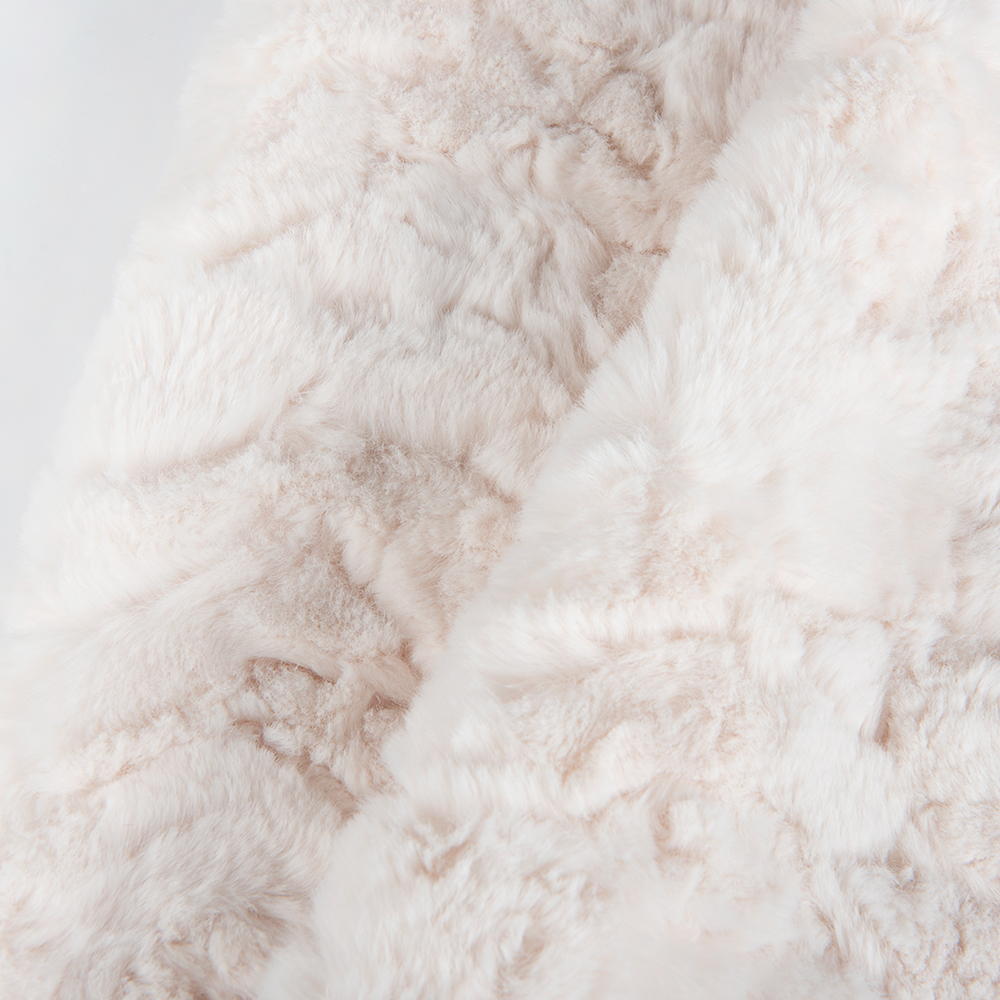 Home Bed Soft Faux Fur Fabric for Women's Winter Coat Polyester Stripe Embossing Fabric