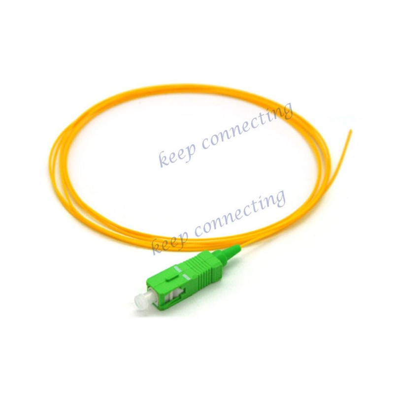 FTTH Single Mode Fiber Optic Pigtails SC UPC APC LSZH/PVC 0.9mm for Easy Installation