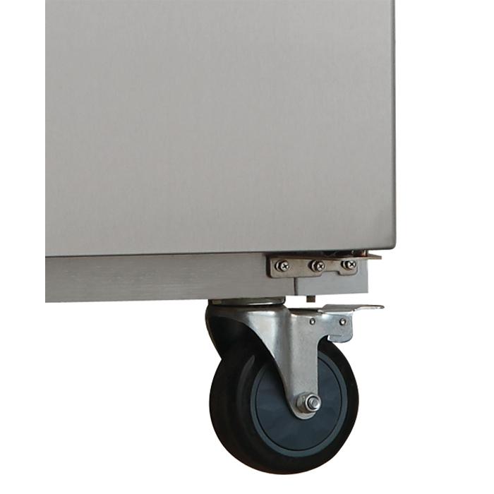 Hotel / Kitchen Commercial Upright Freezer With Air Cooling