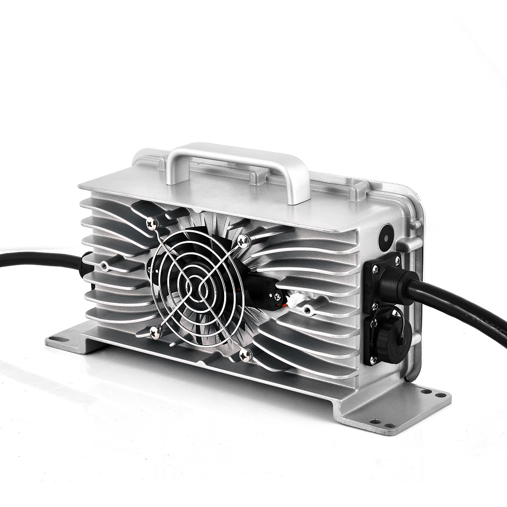Waterproof 72V Li-Ion Battery Charger For Electric Motor 48V 15Amp 36V 48V 60V Compact