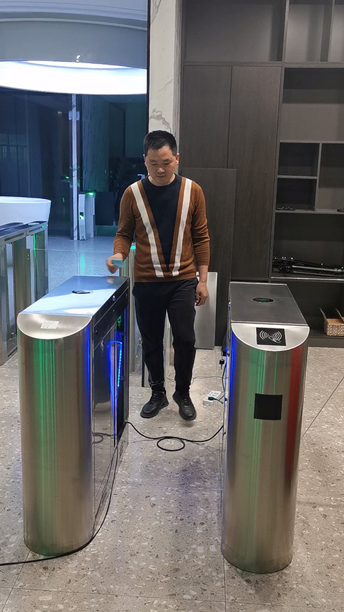 Anti Tailgating Flap Barrier Turnstile Gate With Anti Collision Function