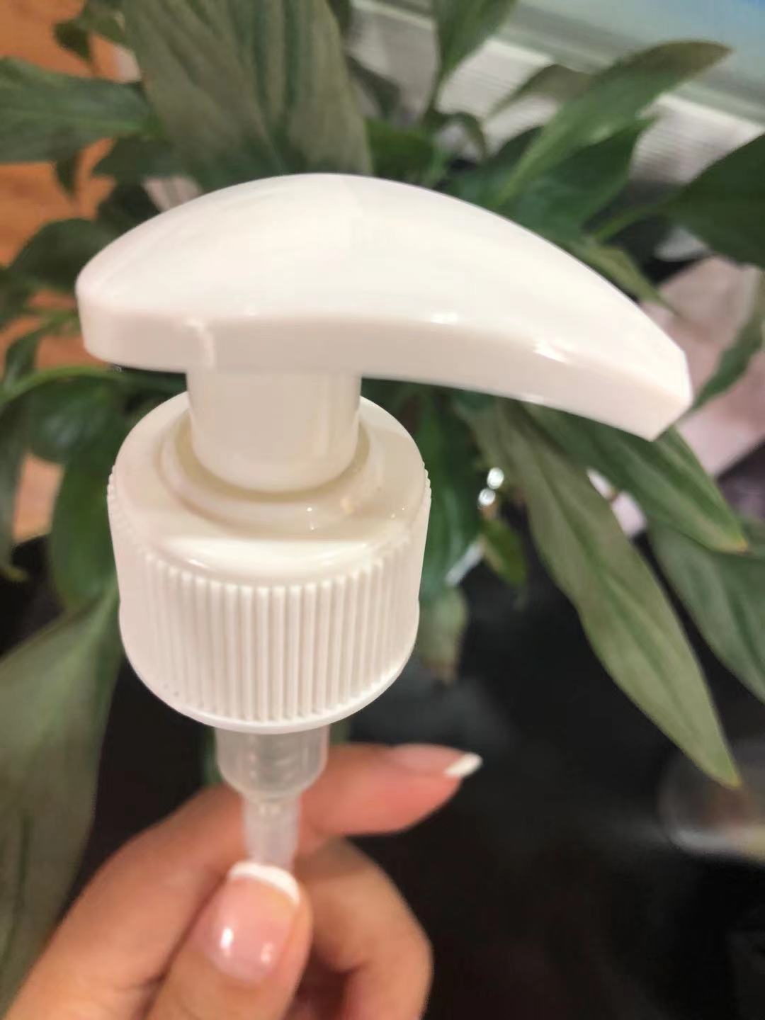 24410 28410 Plastic Soap Dispenser Pump Top Shampoo Cosmetic Hand Sanitizer Spray Pump For Home