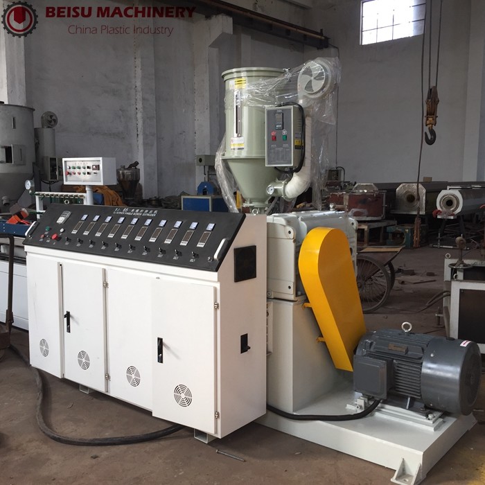 Low Energy Consumption Plastic Extrusion Machine For ABS / PVC Pipe Profile