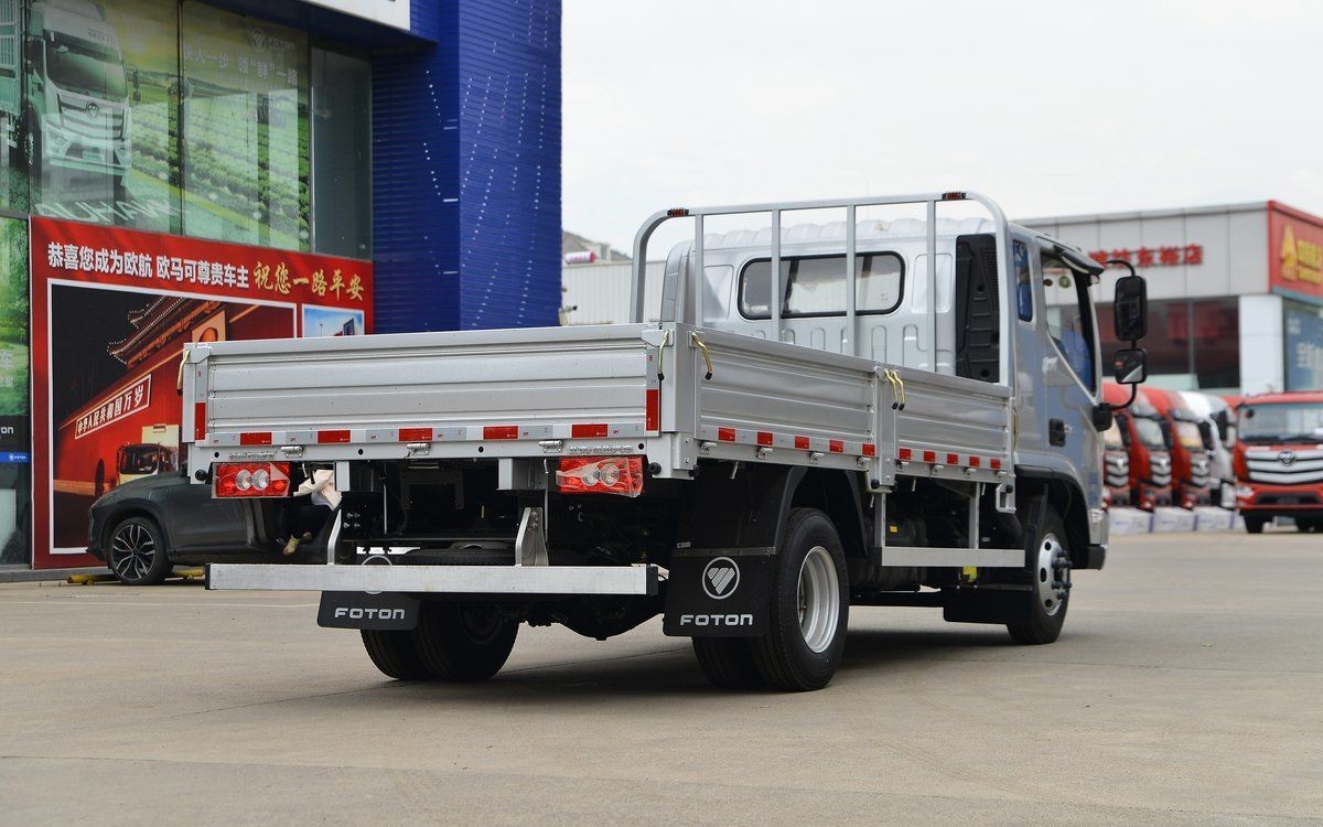 Foton Omak S1 160HP 4.17M Single Row Palletized Light Cargo Truck 105KM/H