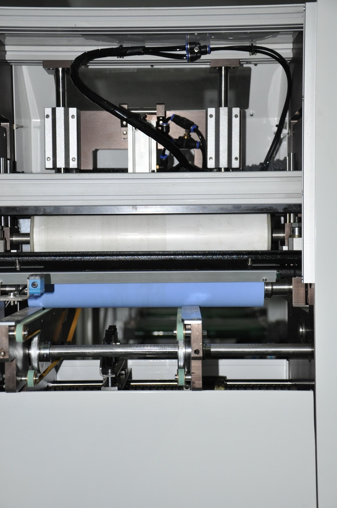 9m/Min 300A MITSUBISHI PLC PCB Surface Cleaner With Dust Collector HS-460BC 1