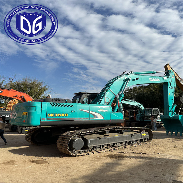 SK200D Japan Second Hand Kobelco Excavators 20 Tons Large Mining Excavator