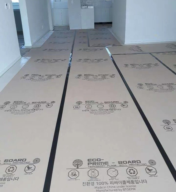 Temporary Covering Heavy Floor Protection Paper Roll Hardwood During Renovation