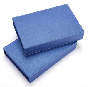 China Rectangle 120gsm Plain Gift Box Magnetic Flap Offset Printing wholesale