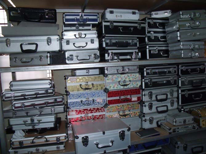 Aluminum Hairdresser Tool Box , Barber Tool Box On Wheel With Sturdy Metal Handle