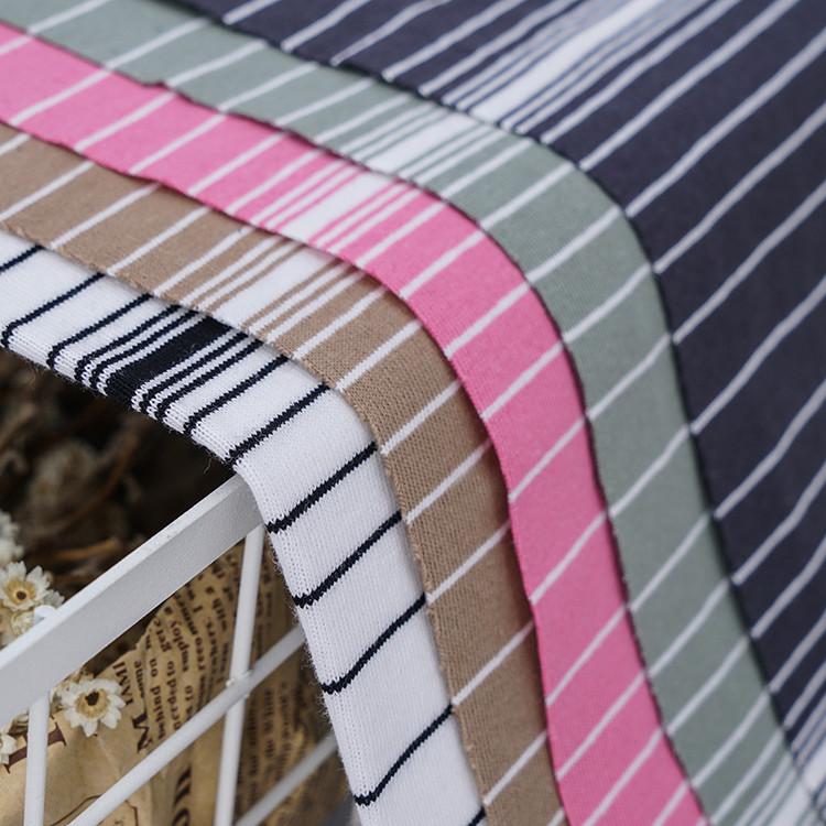 High Quqlity And Moisture-Absorbing Striped Material Fabric For Casual Wear