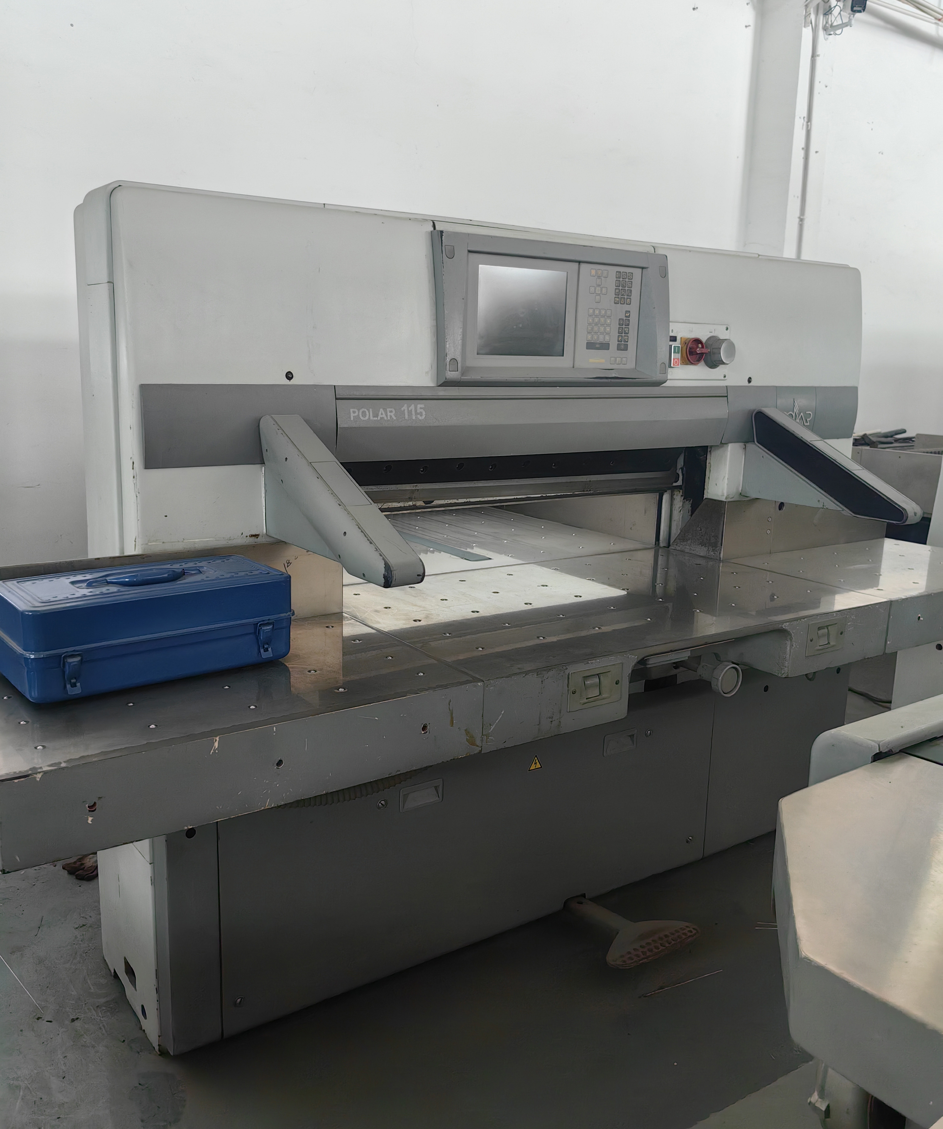 Other Applications 2500mm Max. workable width Hydraulic CNC Guillotine Shearing Machine