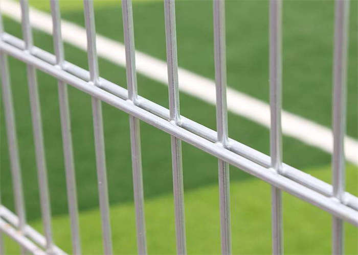 Two Horizontal 8.0mm Welded Wire Mesh Fence Panels For Protection
