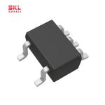 SN74AHC1G04DCKR Integrated Circuit Chip Inverter Single 2V Inverting Buffers