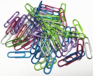 China 25mm Of 100pcs/Box Metallic Color Paper Clips For Office Supplies wholesale