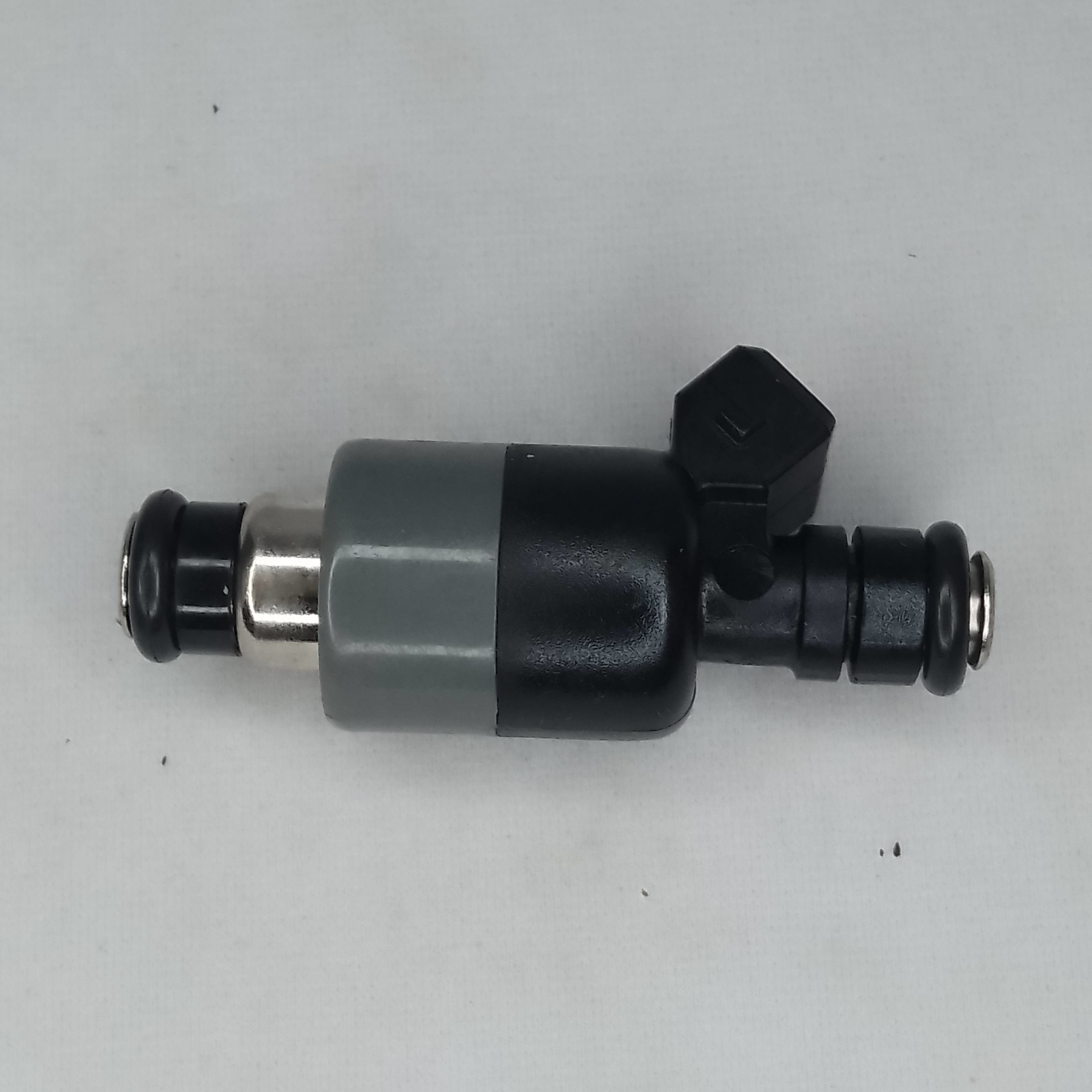 OEM 17109450 Daewoo Lanos Fuel Injectors DAEWOO Nexia Lanos Espero Nubira 1.5 1.6 16V