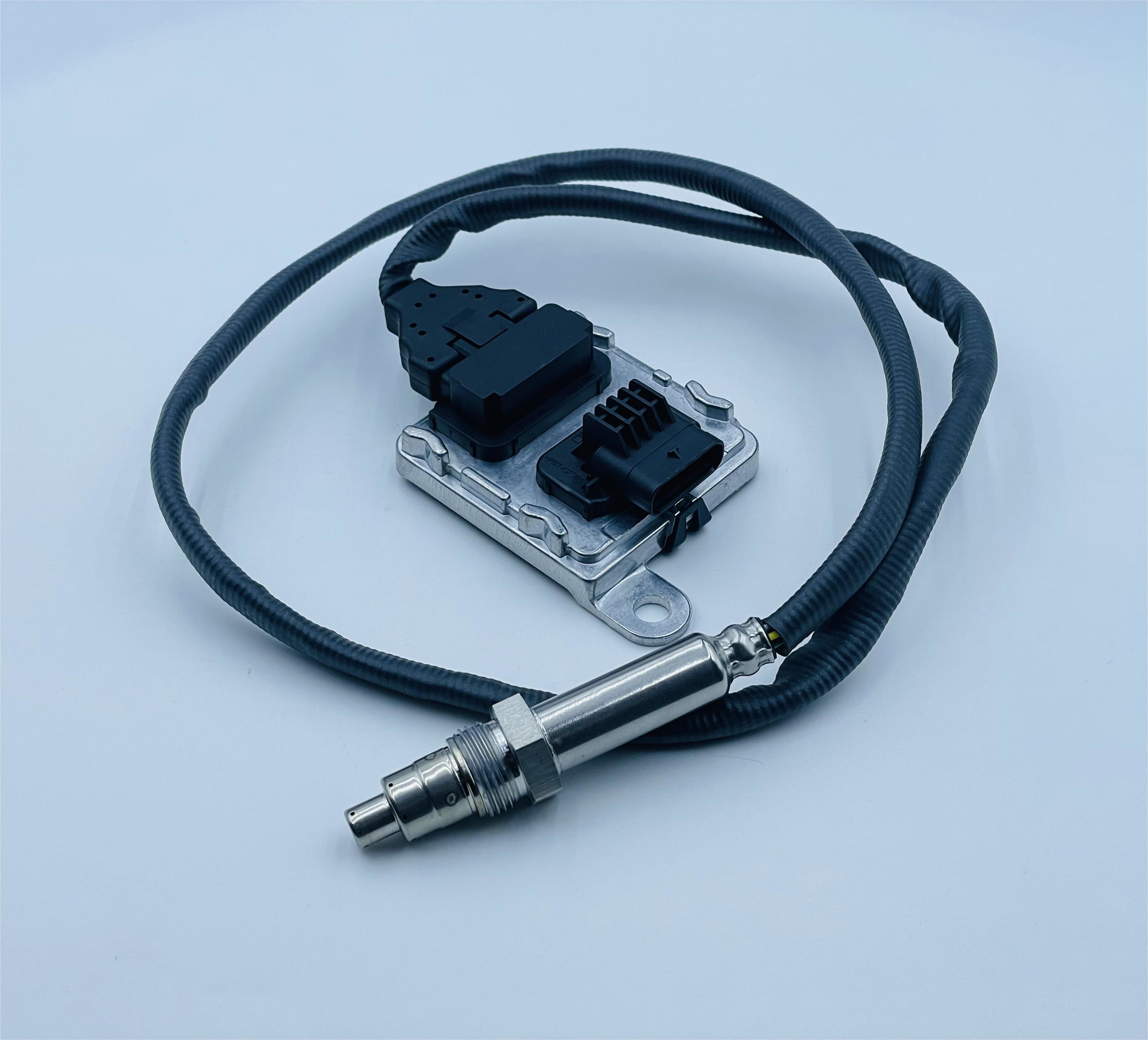 Nitrogen Oxide NOx Sensor For Mercedes Benz OEM SNS424B A0009053109