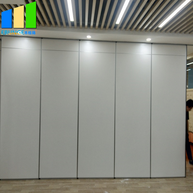 Folding Moving Wooden Door Removable Sound Proof Partition Wall For Church / Hospital
