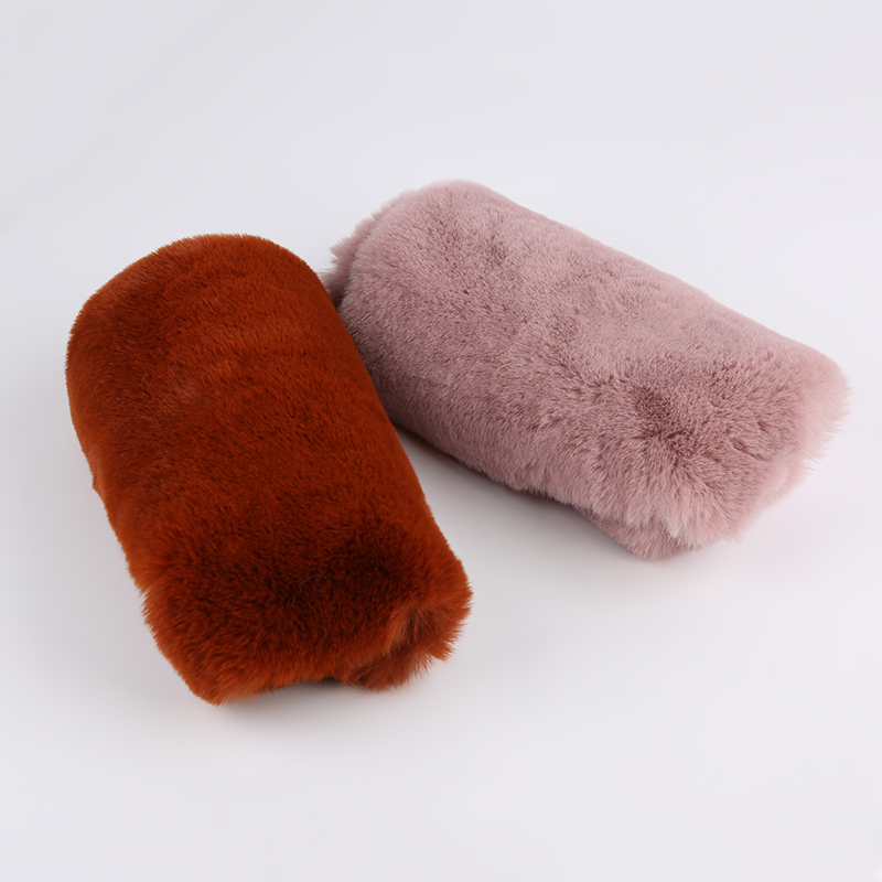 500meters Min Order Plush Fur Fabric 100% Polyester 10-20mm Density D Knitted Fabric