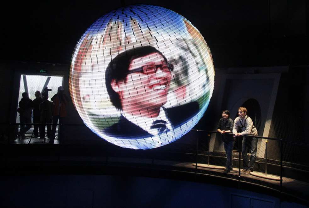 High Definition Flexible P4 SMD Curved Led Video Ball Indoor Led Advertising Screen For Museum